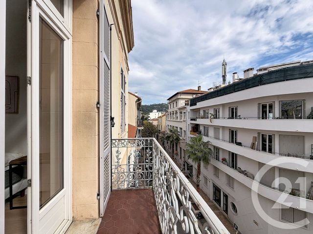 Appartement Studio &agrave; louer - 1 pi&egrave;ce - 14,76 m2 - Cannes - 06 - PROVENCE-ALPES-COTE-D-AZUR