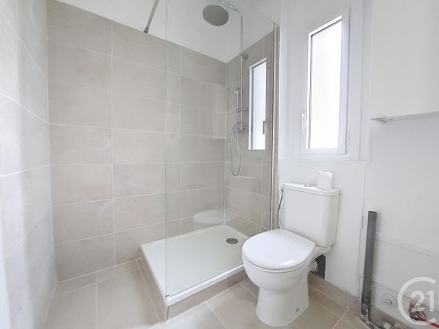 Appartement F1 &agrave; louer - 1 pi&egrave;ce - 34,23 m2 - Mandelieu La Napoule - 06 - PROVENCE-ALPES-COTE-D-AZUR