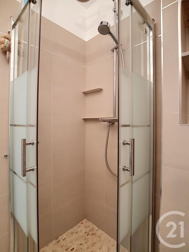 Appartement Studio &agrave; louer - 1 pi&egrave;ce - 26,68 m2 - Cannes La Bocca - 06 - PROVENCE-ALPES-COTE-D-AZUR