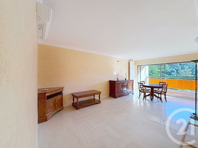 Appartement F3 &agrave; louer - 3 pi&egrave;ces - 74,58 m2 - Mandelieu La Napoule - 06 - PROVENCE-ALPES-COTE-D-AZUR