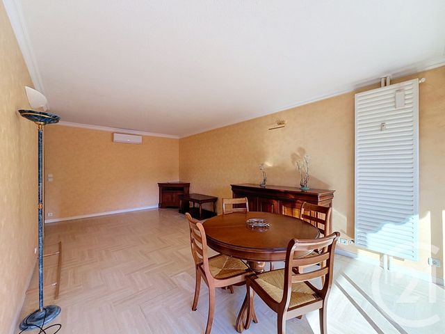 Appartement F3 &agrave; louer - 3 pi&egrave;ces - 74,58 m2 - Mandelieu La Napoule - 06 - PROVENCE-ALPES-COTE-D-AZUR