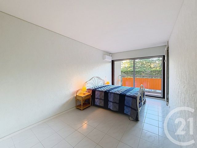 Appartement F3 &agrave; louer - 3 pi&egrave;ces - 74,58 m2 - Mandelieu La Napoule - 06 - PROVENCE-ALPES-COTE-D-AZUR