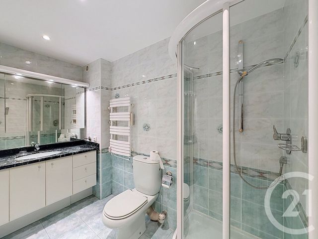 Appartement F3 &agrave; louer - 3 pi&egrave;ces - 74,58 m2 - Mandelieu La Napoule - 06 - PROVENCE-ALPES-COTE-D-AZUR