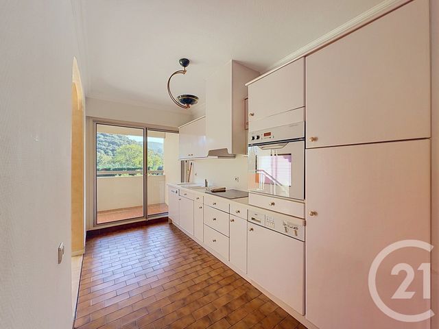 Appartement F3 &agrave; louer - 3 pi&egrave;ces - 74,58 m2 - Mandelieu La Napoule - 06 - PROVENCE-ALPES-COTE-D-AZUR