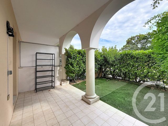 Appartement F1 &agrave; louer - 1 pi&egrave;ce - 19,42 m2 - Mandelieu La Napoule - 06 - PROVENCE-ALPES-COTE-D-AZUR