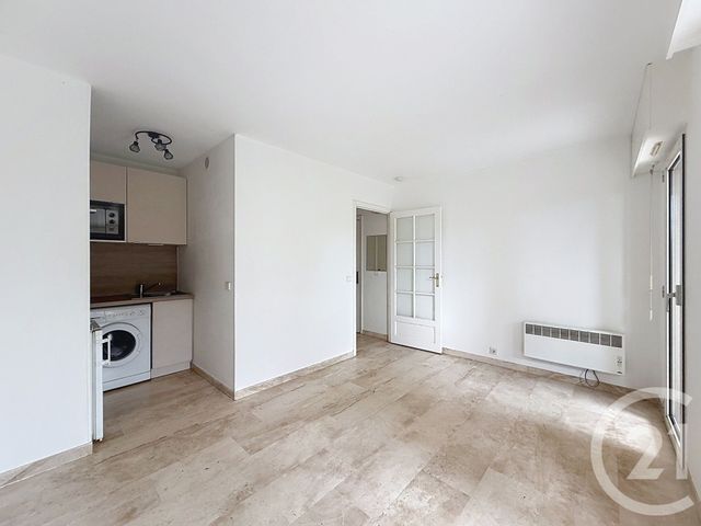 Appartement F1 &agrave; louer - 1 pi&egrave;ce - 19,42 m2 - Mandelieu La Napoule - 06 - PROVENCE-ALPES-COTE-D-AZUR