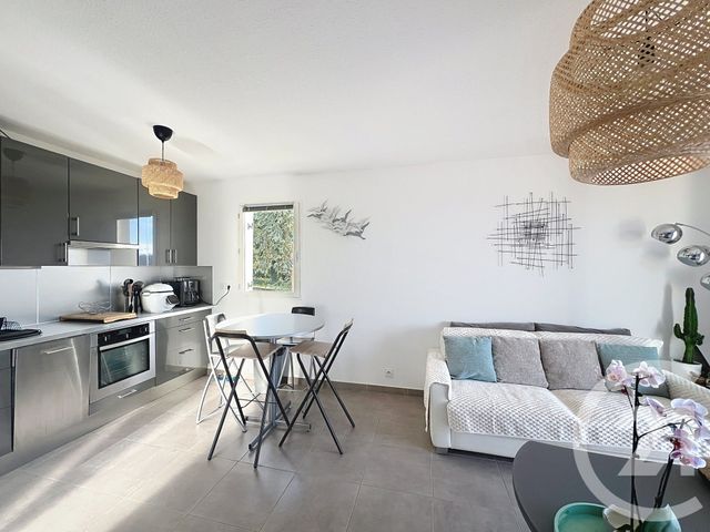 Appartement T2 &agrave; louer - 2 pi&egrave;ces - 42,14 m2 - Tanneron - 83 - PROVENCE-ALPES-COTE-D-AZUR
