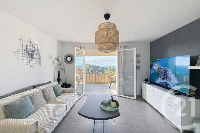 Appartement T2 &agrave; louer - 2 pi&egrave;ces - 42,14 m2 - Tanneron - 83 - PROVENCE-ALPES-COTE-D-AZUR