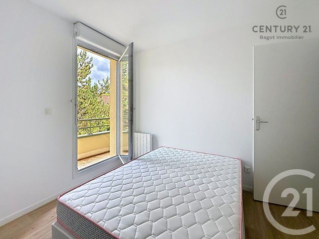 Appartement F3 &agrave; louer - 3 pi&egrave;ces - 55,70 m2 - Touques - 14 - BASSE-NORMANDIE