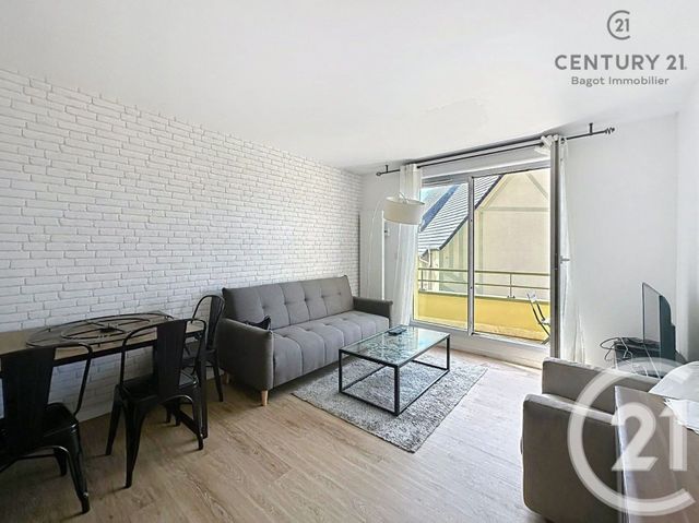 Appartement F3 &agrave; louer - 3 pi&egrave;ces - 55,70 m2 - Touques - 14 - BASSE-NORMANDIE