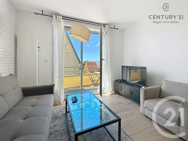 Appartement F3 &agrave; louer - 3 pi&egrave;ces - 55,70 m2 - Touques - 14 - BASSE-NORMANDIE