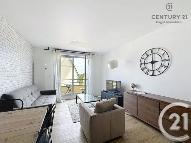 Appartement F3 &agrave; louer - 3 pi&egrave;ces - 55,70 m2 - Touques - 14 - BASSE-NORMANDIE