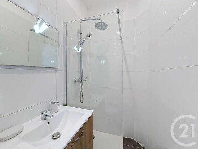 Appartement Studio &agrave; louer - 1 pi&egrave;ce - 17,16 m2 - Cannes - 06 - PROVENCE-ALPES-COTE-D-AZUR