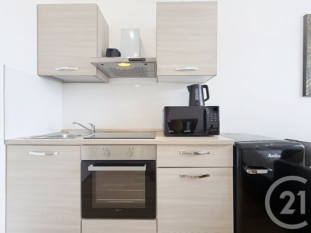 Appartement Studio &agrave; louer - 1 pi&egrave;ce - 17,16 m2 - Cannes - 06 - PROVENCE-ALPES-COTE-D-AZUR