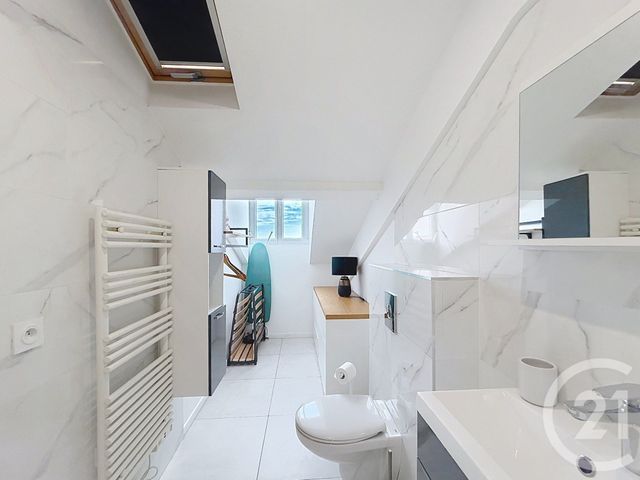Appartement Studio &agrave; louer - 1 pi&egrave;ce - 14,37 m2 - Cannes - 06 - PROVENCE-ALPES-COTE-D-AZUR
