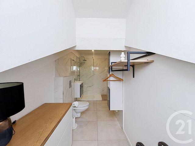 Appartement Studio &agrave; louer - 1 pi&egrave;ce - 14,37 m2 - Cannes - 06 - PROVENCE-ALPES-COTE-D-AZUR