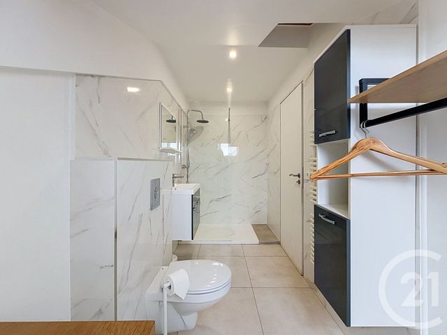Appartement Studio &agrave; louer - 1 pi&egrave;ce - 14,37 m2 - Cannes - 06 - PROVENCE-ALPES-COTE-D-AZUR