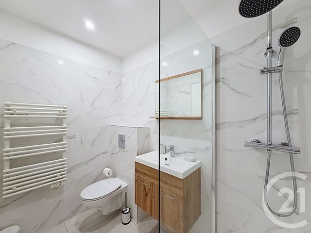 Appartement Studio &agrave; louer - 1 pi&egrave;ce - 17,01 m2 - Cannes - 06 - PROVENCE-ALPES-COTE-D-AZUR