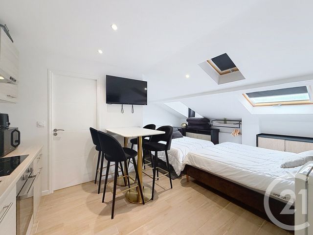 Appartement Studio &agrave; louer - 1 pi&egrave;ce - 17,01 m2 - Cannes - 06 - PROVENCE-ALPES-COTE-D-AZUR