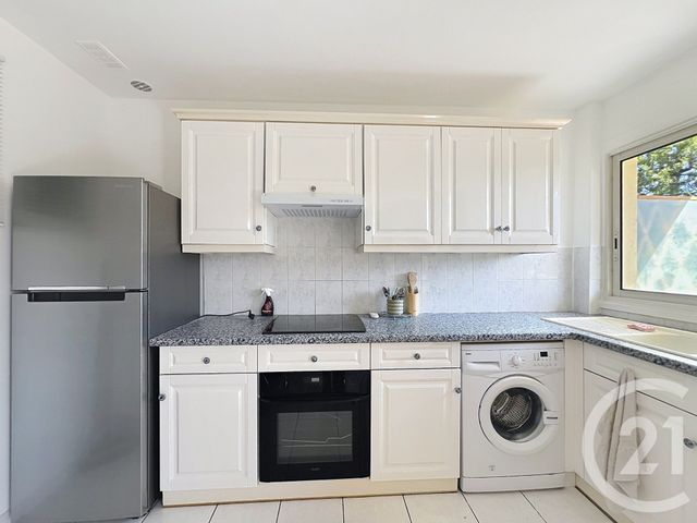 Appartement F1 &agrave; louer - 1 pi&egrave;ce - 32,20 m2 - Mandelieu La Napoule - 06 - PROVENCE-ALPES-COTE-D-AZUR