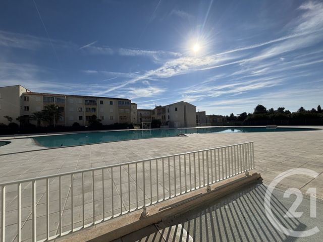 Appartement T2 &agrave; louer - 2 pi&egrave;ces - 26,89 m2 - Frejus - 83 - PROVENCE-ALPES-COTE-D-AZUR