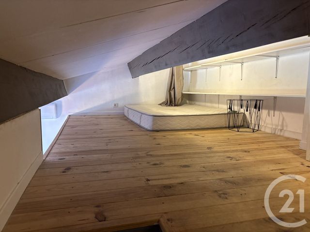 Appartement T2 &agrave; louer - 2 pi&egrave;ces - 26,89 m2 - Frejus - 83 - PROVENCE-ALPES-COTE-D-AZUR