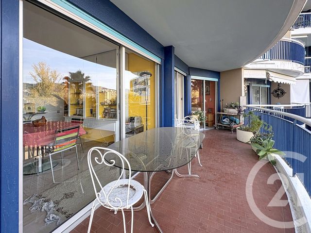 Appartement F3 à vendre - 3 pièces - 62,04 m2 - Mandelieu La Napoule - 06 - PROVENCE-ALPES-COTE-D-AZUR