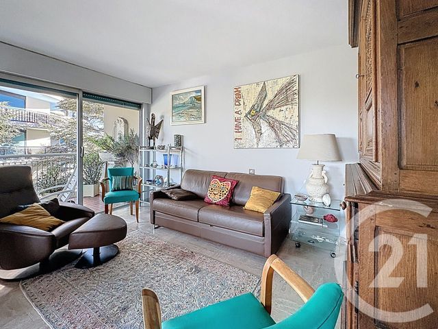 Appartement F3 à vendre - 3 pièces - 62,04 m2 - Mandelieu La Napoule - 06 - PROVENCE-ALPES-COTE-D-AZUR