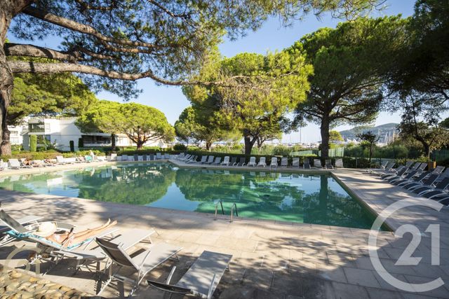 Appartement F3 à vendre - 3 pièces - 64,53 m2 - Mandelieu La Napoule - 06 - PROVENCE-ALPES-COTE-D-AZUR