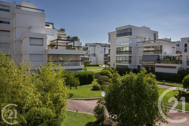 Appartement F3 à vendre - 3 pièces - 64,53 m2 - Mandelieu La Napoule - 06 - PROVENCE-ALPES-COTE-D-AZUR