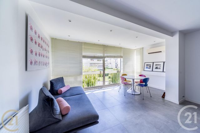 Appartement F3 à vendre - 3 pièces - 64,53 m2 - Mandelieu La Napoule - 06 - PROVENCE-ALPES-COTE-D-AZUR