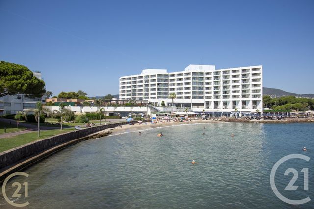 Appartement F3 à vendre - 3 pièces - 64,53 m2 - Mandelieu La Napoule - 06 - PROVENCE-ALPES-COTE-D-AZUR