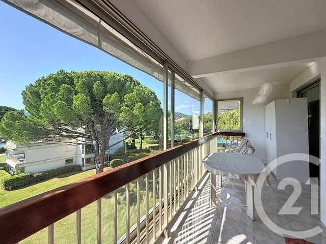Appartement F1 &agrave; vendre - 1 pi&egrave;ce - 32,32 m2 - Mandelieu La Napoule - 06 - PROVENCE-ALPES-COTE-D-AZUR