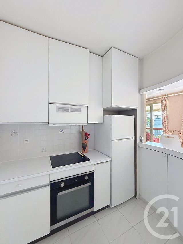 Appartement F1 &agrave; vendre - 1 pi&egrave;ce - 32,32 m2 - Mandelieu La Napoule - 06 - PROVENCE-ALPES-COTE-D-AZUR