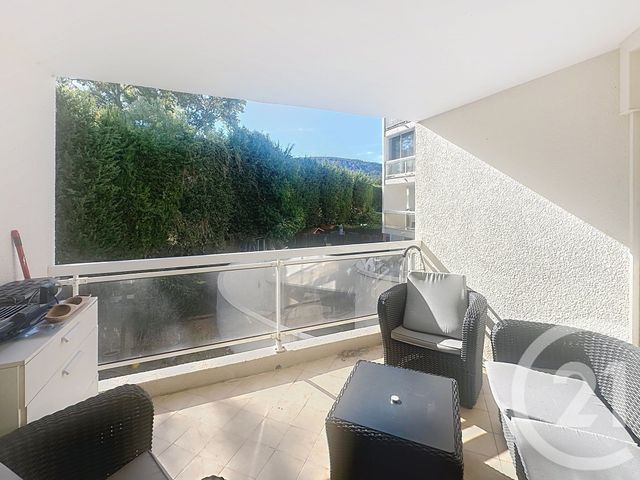 Appartement F3 à vendre - 3 pièces - 40,28 m2 - Mandelieu La Napoule - 06 - PROVENCE-ALPES-COTE-D-AZUR