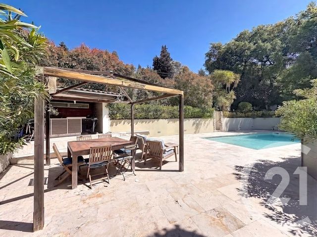 Maison &agrave; vendre - 5 pi&egrave;ces - 186,14 m2 - Frejus - 83 - PROVENCE-ALPES-COTE-D-AZUR