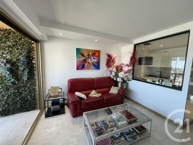 Appartement F3 à vendre - 3 pièces - 61 m2 - Mandelieu La Napoule - 06 - PROVENCE-ALPES-COTE-D-AZUR