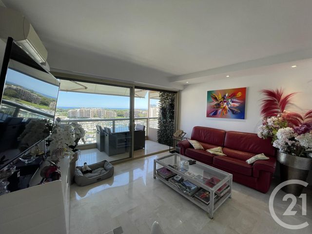 Appartement F3 à vendre - 3 pièces - 61 m2 - Mandelieu La Napoule - 06 - PROVENCE-ALPES-COTE-D-AZUR