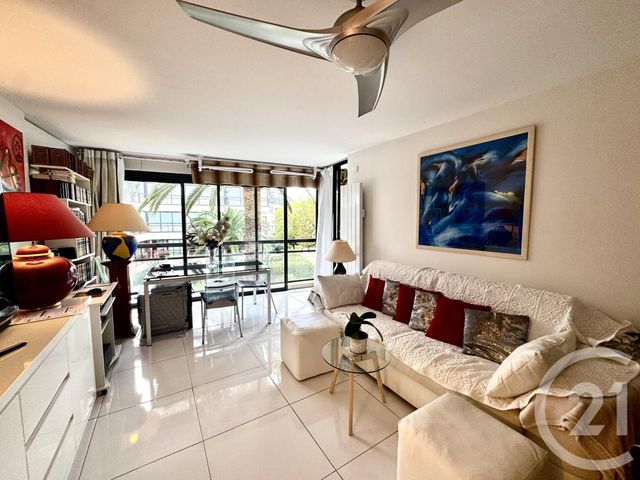 Appartement F2 à vendre - 2 pièces - 41,49 m2 - Mandelieu La Napoule - 06 - PROVENCE-ALPES-COTE-D-AZUR