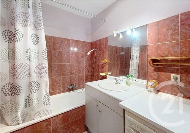 Appartement F2 &agrave; vendre - 2 pi&egrave;ces - 48,92 m2 - Mandelieu La Napoule - 06 - PROVENCE-ALPES-COTE-D-AZUR
