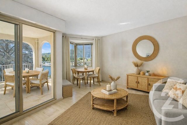 Appartement F2 à vendre MANDELIEU LA NAPOULE