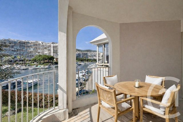 Appartement F2 &agrave; vendre - 2 pi&egrave;ces - 48,92 m2 - Mandelieu La Napoule - 06 - PROVENCE-ALPES-COTE-D-AZUR