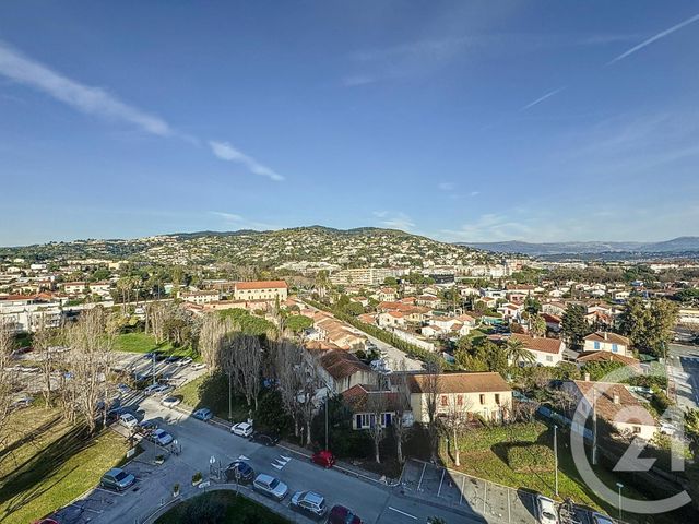 Appartement F1 à vendre - 1 pièce - 27,90 m2 - Mandelieu La Napoule - 06 - PROVENCE-ALPES-COTE-D-AZUR
