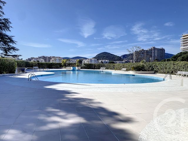 Appartement F2 &agrave; vendre - 2 pi&egrave;ces - 54,79 m2 - Mandelieu La Napoule - 06 - PROVENCE-ALPES-COTE-D-AZUR