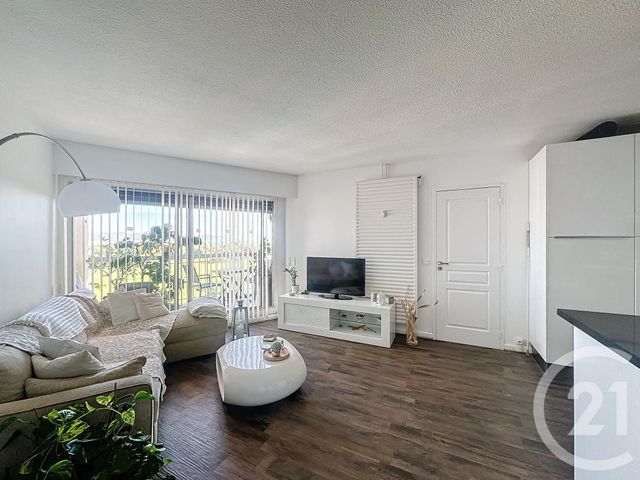 Appartement F2 &agrave; vendre - 2 pi&egrave;ces - 45,03 m2 - Mandelieu La Napoule - 06 - PROVENCE-ALPES-COTE-D-AZUR