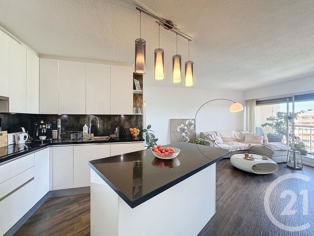 Appartement F2 &agrave; vendre - 2 pi&egrave;ces - 45,03 m2 - Mandelieu La Napoule - 06 - PROVENCE-ALPES-COTE-D-AZUR