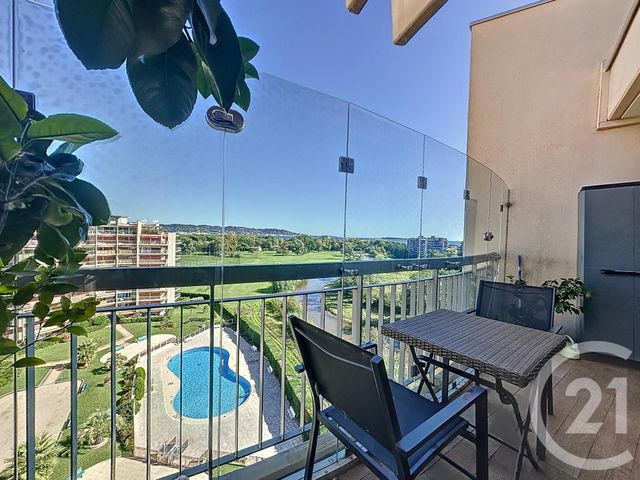 Appartement F2 &agrave; vendre - 2 pi&egrave;ces - 45,03 m2 - Mandelieu La Napoule - 06 - PROVENCE-ALPES-COTE-D-AZUR