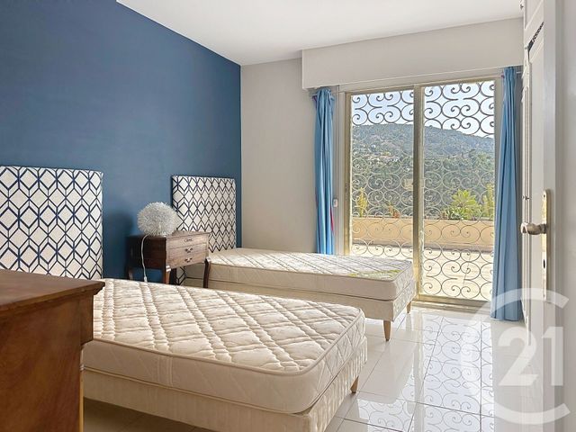 Appartement F5 à vendre - 5 pièces - 122,57 m2 - Mandelieu La Napoule - 06 - PROVENCE-ALPES-COTE-D-AZUR