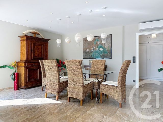 Appartement F5 à vendre - 5 pièces - 122,57 m2 - Mandelieu La Napoule - 06 - PROVENCE-ALPES-COTE-D-AZUR