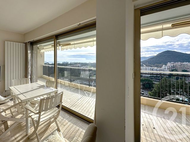 Appartement F2 &agrave; vendre - 2 pi&egrave;ces - 50 m2 - Mandelieu La Napoule - 06 - PROVENCE-ALPES-COTE-D-AZUR